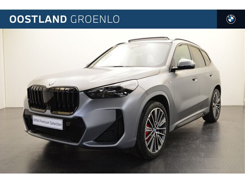 Grijs Gebruikt 2025 BMW X1 M Sport SUV | € 63.950 - Afbeelding 1/4