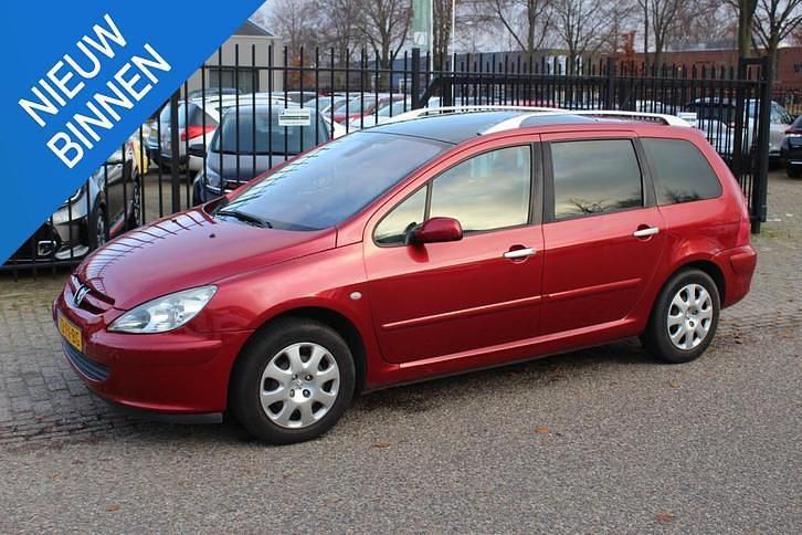 Rood Gebruikt 2005 Peugeot 307 Premium Stationwagen | € 1.000 (Goede deal) - Afbeelding 1/4
