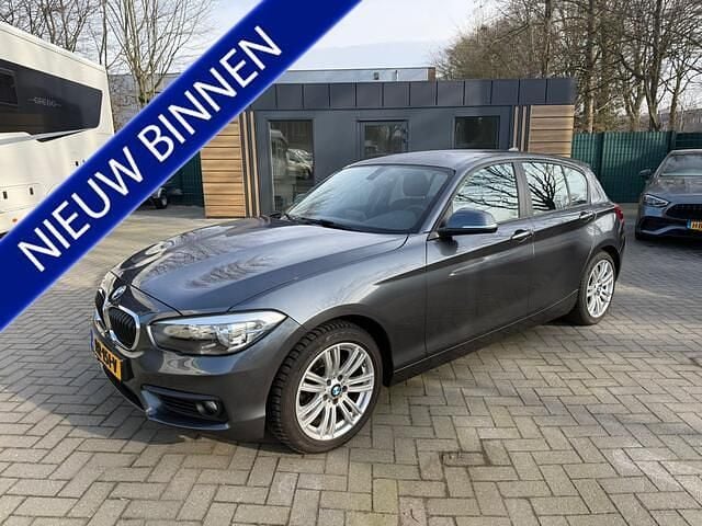 Occasion BMW 118 136 PK (100 kW) 2018 Grijs (metallic) Hatchback