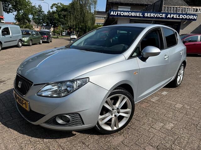 Grijs Gebruikt 2009 Seat Ibiza Sport Hatchback | € 2.950 (Eerlijke prijs) - Afbeelding 1/4