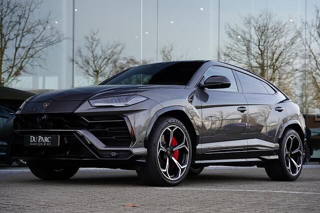 Grijs Occasion 2022 Lamborghini Urus SUV | € 249.888 - Afbeelding 1/4