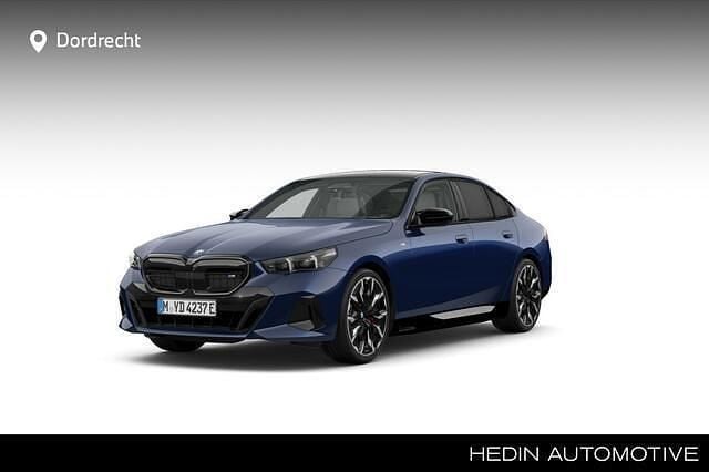 Blauw Nieuw 2025 BMW i5 Comfort Edition Sedan | € 129.804 - Afbeelding 1/4