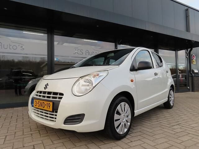 Wit Gebruikt 2013 Suzuki Alto Comfort Hatchback | € 2.999 (Goede deal) - Afbeelding 1/4