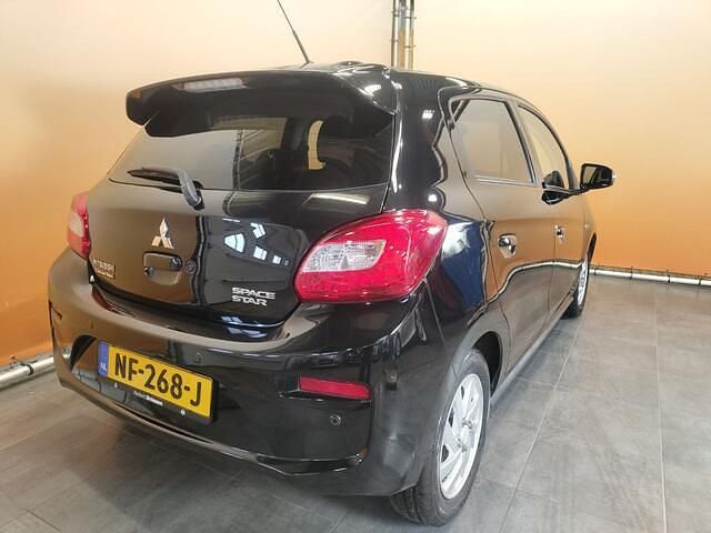 Occasion Mitsubishi Space Star Intense+ 71 PK (52 kW) 2017 Zwart (metallic) Hatchback
