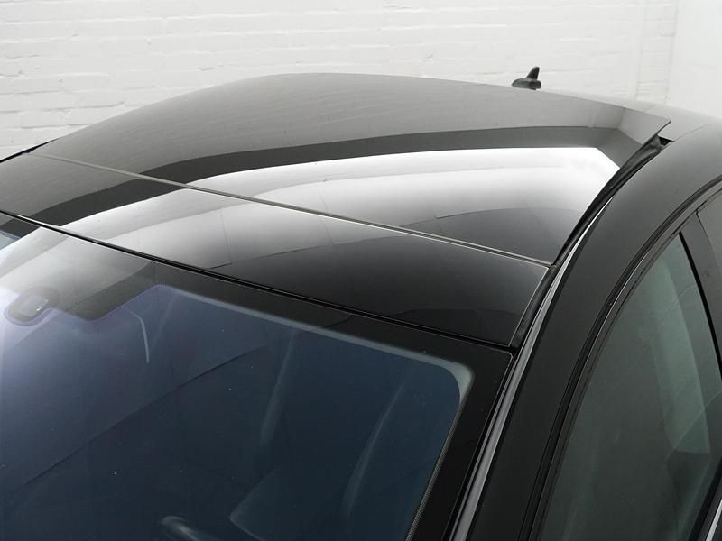 Occasion VW Passat Highline 160 PK (117 kW) 2010 Zwart Sedan