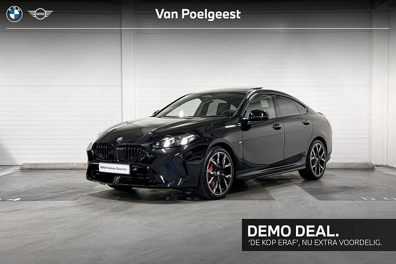 Blauw Gebruikt 2025 BMW 220 M Sport Sedan | € 43.900 (Eerlijke prijs) - Afbeelding 1/4