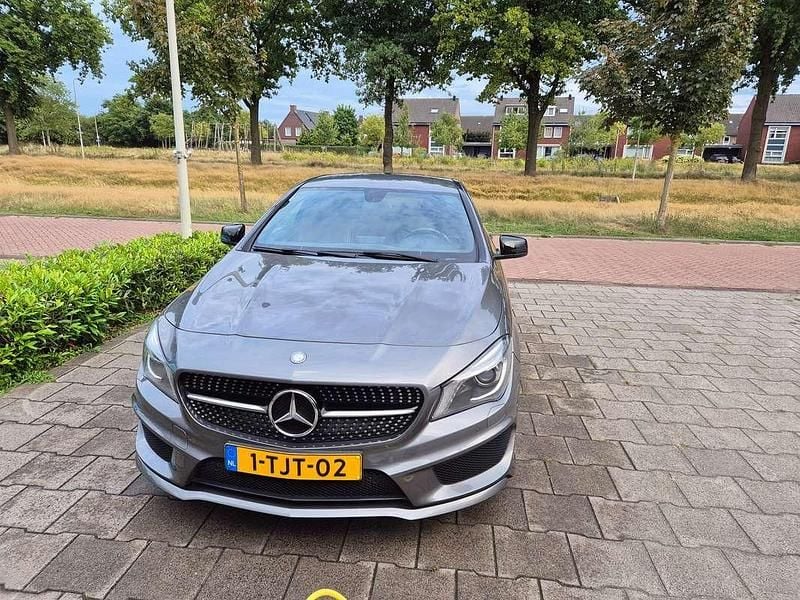 Occasion Mercedes CLA200 Edition 1 157 PK (115 kW) 2014 Grijs Sedan