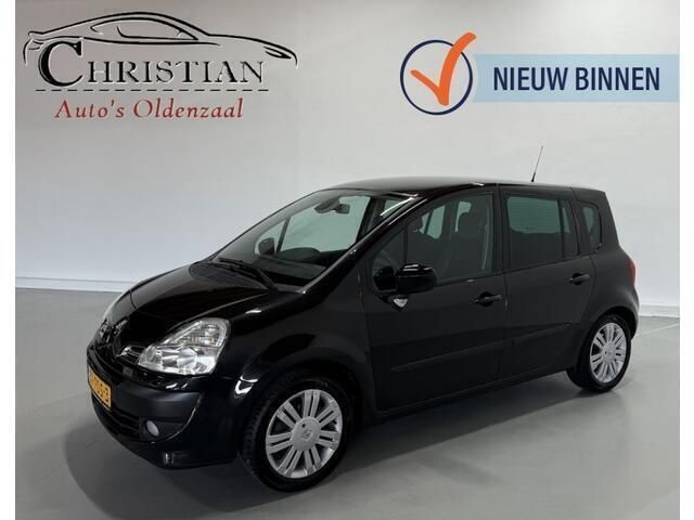 Zwart Gebruikt 2011 Renault Grand Modus Exception MPV | € 3.499 (Eerlijke prijs) - Afbeelding 1/4
