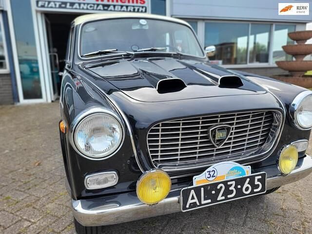 Zwart Gebruikt 1963 Lancia Appia Sedan | € 11.950 - Afbeelding 1/4