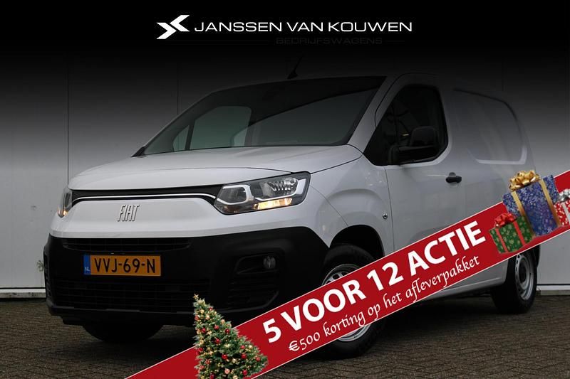 Wit Gebruikt 2023 Fiat Doblò MPV | € 13.547 (Eerlijke prijs) - Afbeelding 1/4