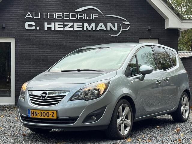 Grijs Gebruikt 2011 Opel Meriva Cosmo MPV | € 3.445 (Goede deal) - Afbeelding 1/4