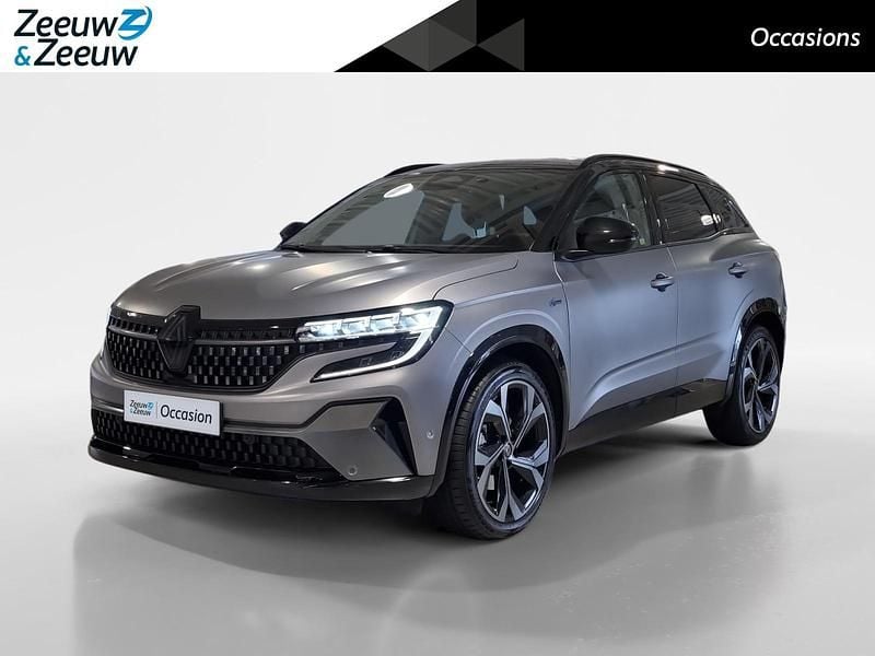 Grijs Occasion 2025 Renault Austral Techno Esprit Alpine SUV | € 37.940 (Eerlijke prijs) - Afbeelding 1/4