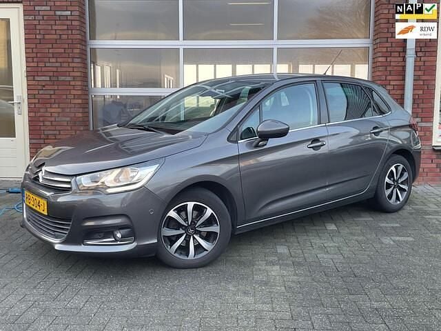Grijs Gebruikt 2017 Citroën C4 Feel Hatchback | € 7.900 (Super prijs) - Afbeelding 1/4