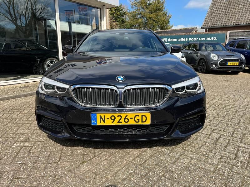 Occasion BMW 525 Executive 232 PK (170 kW) 2018 Zwart Stationwagen