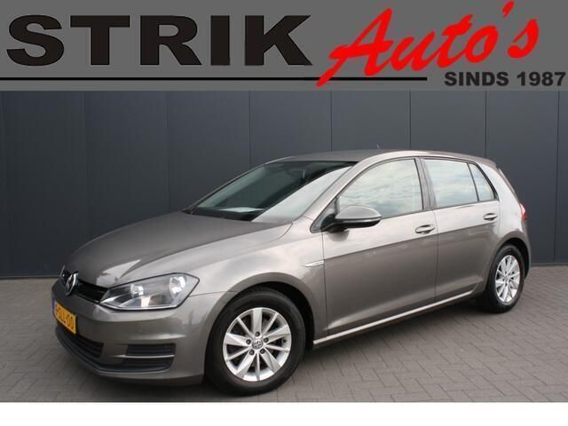Grijs Gebruikt 2013 VW Golf VII Trendline Hatchback | € 7.889 (Eerlijke prijs) - Afbeelding 1/4