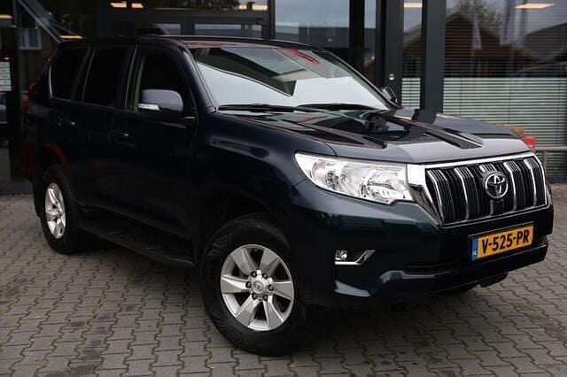 Blauw Gebruikt 2018 Toyota Land Cruiser SUV | € 36.995 (Super prijs) - Afbeelding 1/4