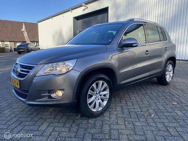 Grijs Gebruikt 2008 VW Tiguan Sport SUV | € 4.950 (Goede deal) - Afbeelding 1/4