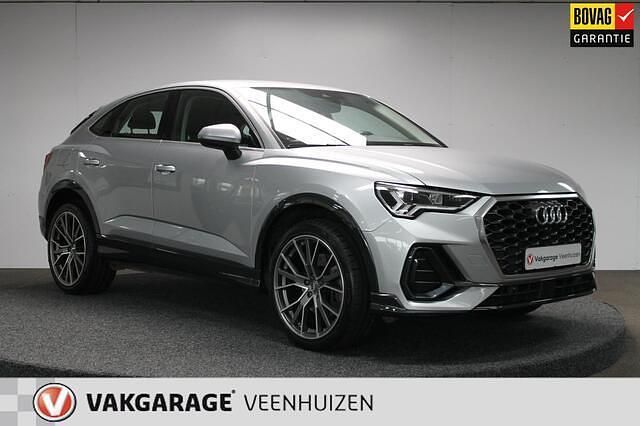 Grijs Gebruikt 2022 Audi Q3 Sportback Advanced SUV | € 32.750 (Goede deal) - Afbeelding 1/4