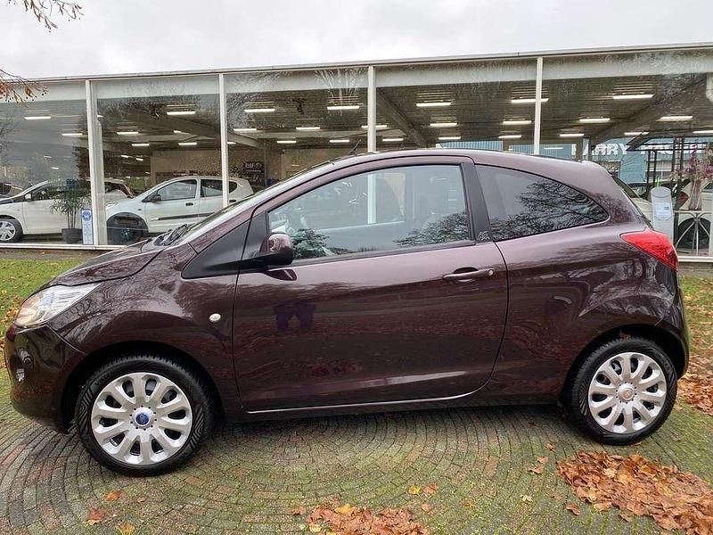 Occasion Ford Ka Style 69 PK (50 kW) 2014 Paars Hatchback