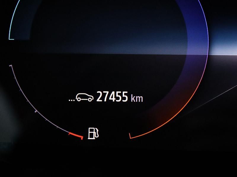 Occasion Renault Captur Business 160 PK (117 kW) 2022 Zilver SUV