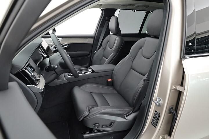 Nieuw Volvo XC90 Ultra 2025 Grijs (metallic) SUV