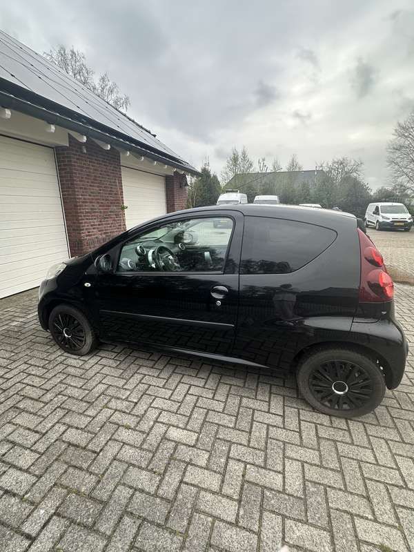 Gebruikt 2012 Peugeot 107 Envy Hatchback | € 3.500 (Eerlijke prijs) - Afbeelding 1/4