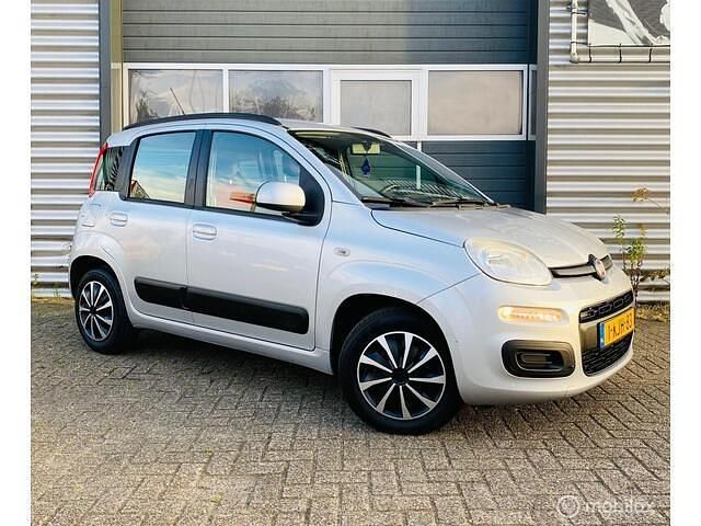 Grijs Gebruikt 2013 Fiat Panda Easy Hatchback | € 4.499 (Eerlijke prijs) - Afbeelding 1/4