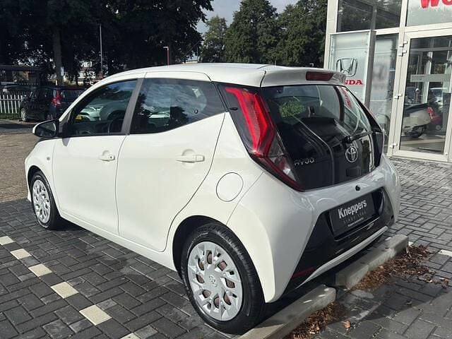Occasion Toyota Aygo X-play 73 PK (53 kW) 2019 Wit Hatchback