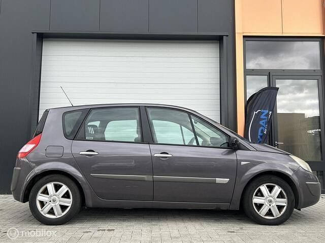 Occasion Renault Scénic II Luxe 135 PK (99 kW) 2004 Grijs MPV