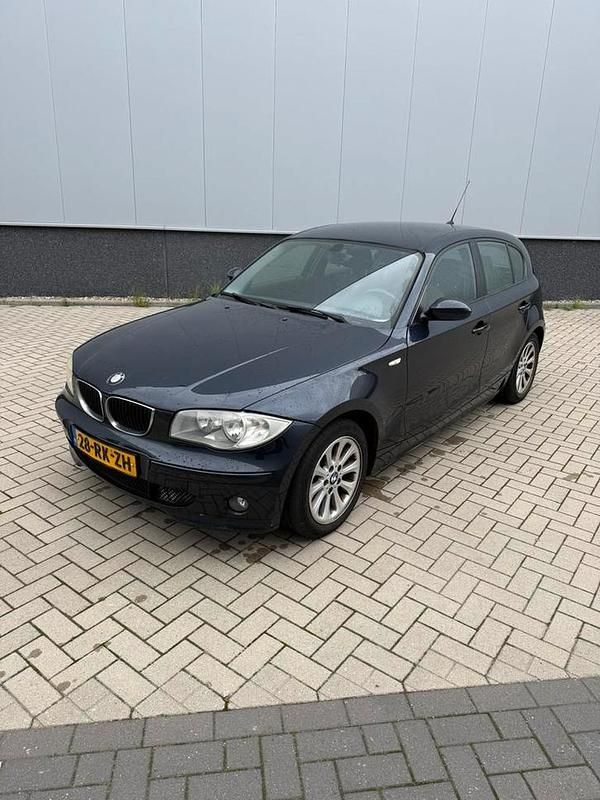 Gebruikt 2005 BMW 116 Hatchback | € 1.750 (Goede deal) - Afbeelding 1/4