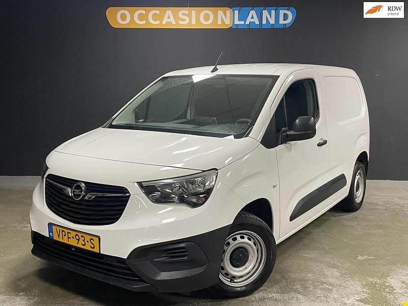 Wit Gebruikt 2022 Opel Combo Edition Van | € 10.900 (Goede deal) - Afbeelding 1/4