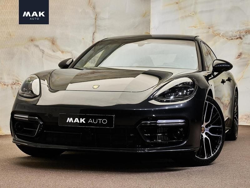 Grijs Gebruikt 2022 Porsche Panamera Sport Turismo Sedan | € 89.700 (Goede deal) - Afbeelding 1/4