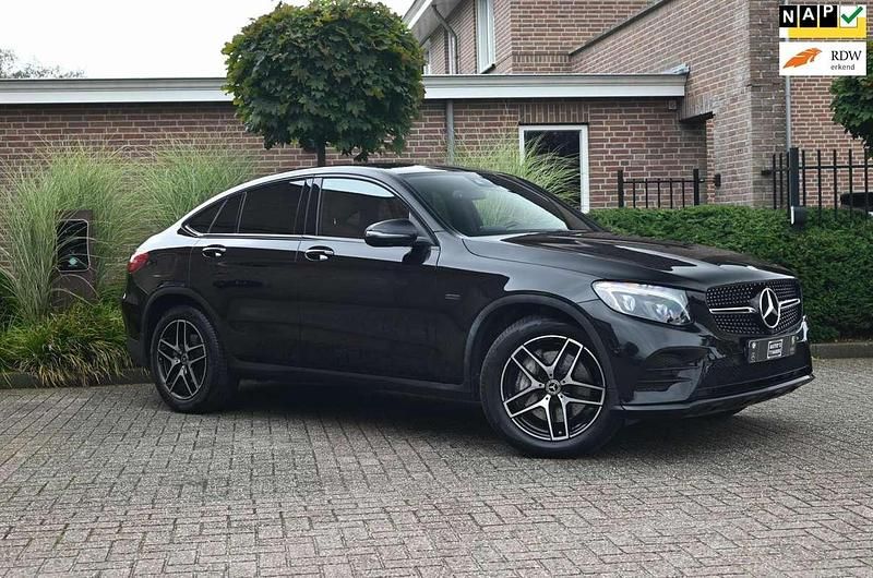 Zwart Gebruikt 2018 Mercedes GLC350 Premium Coupé | € 38.950 (Eerlijke prijs) - Afbeelding 1/4