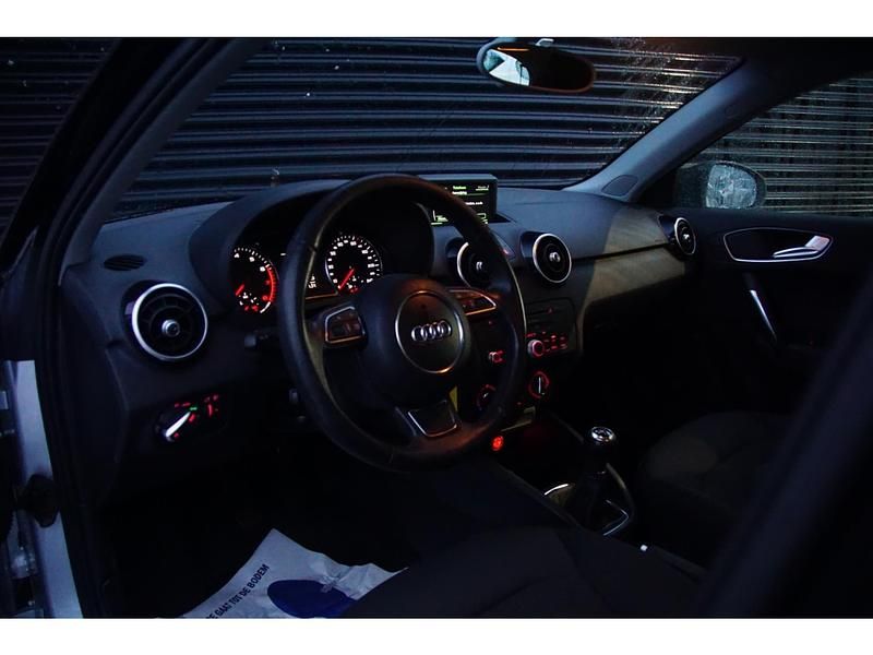 Occasion Audi A1 Admired 86 PK (63 kW) 2014 Grijs Hatchback