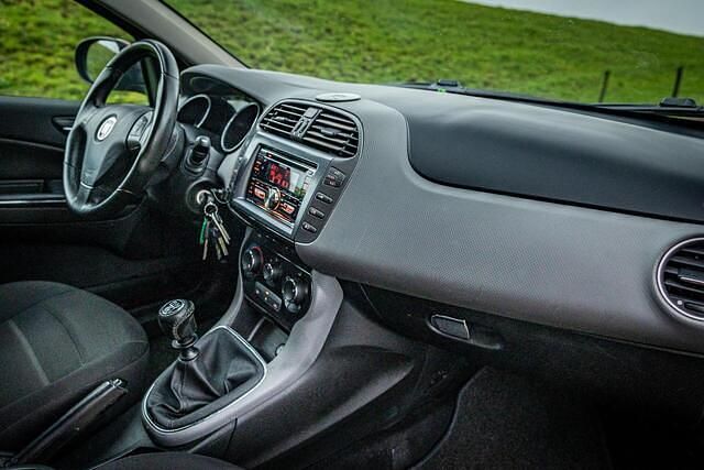 Occasion Fiat Bravo Business 140 PK (102 kW) 2011 Rood Hatchback