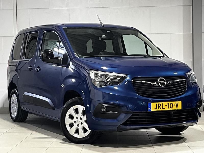 Occasion Opel Combo-e Life Ultimate 100 kW (136 PK) 2022 Blauw (metallic) MPV
