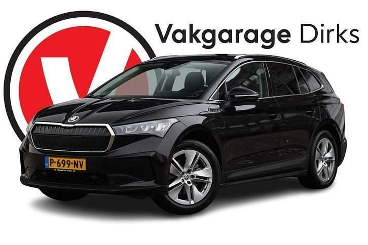 Zwart Occasion 2022 Skoda Enyaq iV SUV | € 24.940 (Goede deal) - Afbeelding 1/4