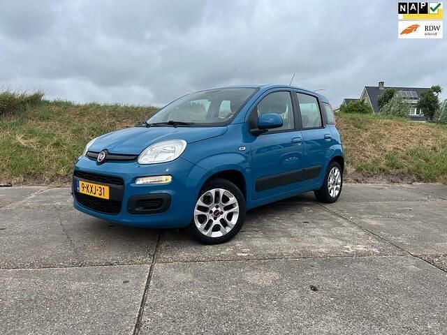 Blauw Gebruikt 2013 Fiat Panda Hatchback | € 5.235 (Eerlijke prijs) - Afbeelding 1/4