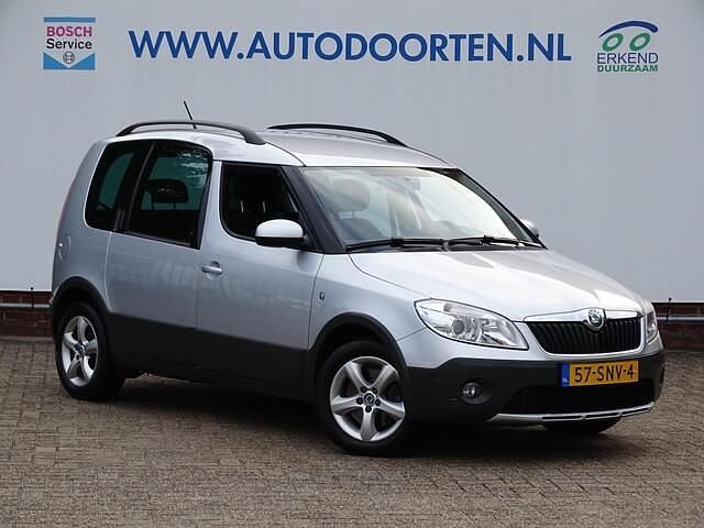 Grijs Gebruikt 2011 Skoda Roomster Tour Stationwagen | € 7.900 (Iets duurder) - Afbeelding 1/4