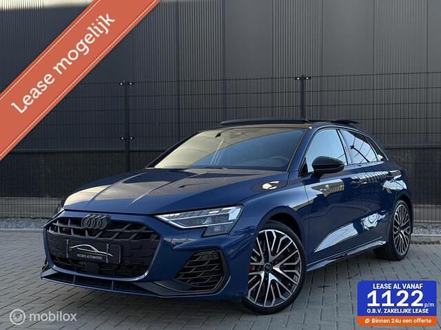 Blauw Gebruikt 2024 Audi S3 Sportback Comfort Hatchback | € 69.999 - Afbeelding 1/4