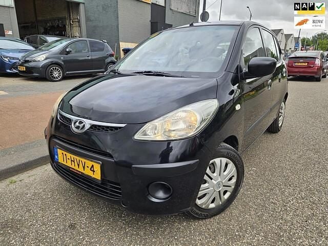 Zwart Gebruikt 2009 Hyundai i10 Active Hatchback | € 1.750 (Eerlijke prijs) - Afbeelding 1/4