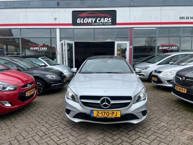 Grijs Gebruikt 2015 Mercedes CLA180 Shooting Brake OrangeArt Edition Stationwagen | € 18.950 (Duur) - Afbeelding 1/4