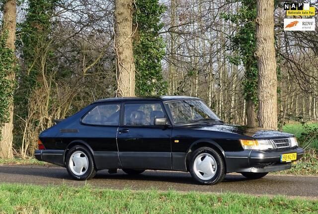 Zwart Gebruikt 1992 Saab 900 Aero Hatchback | € 15.950 - Afbeelding 1/4