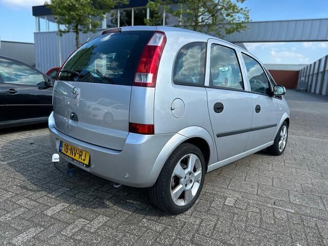 Occasion Opel Meriva Enjoy 87 PK (63 kW) 2004 Grijs MPV