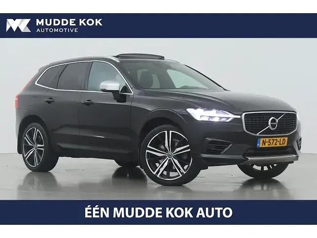 Zwart Gebruikt 2018 Volvo XC60 R-Design SUV | € 34.400 (Eerlijke prijs) - Afbeelding 1/4