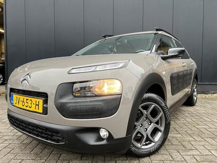 Occasion Citroën C4 Cactus Shine 110 PK (80 kW) 2016 Hatchback
