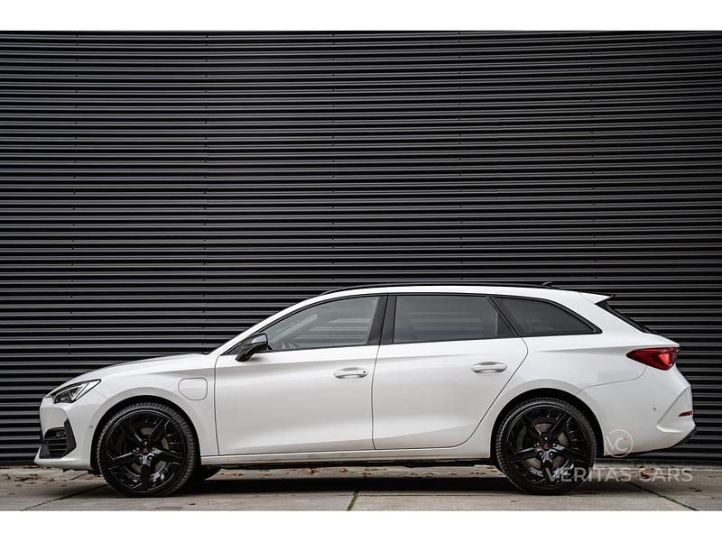 Occasion Cupra Leon 245 PK (180 kW) 2021 Wit Stationwagen