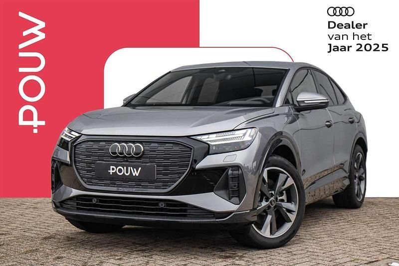 Grijs Gebruikt 2024 Audi Q4 Sportback e-tron S-Line SUV | € 56.950 - Afbeelding 1/4