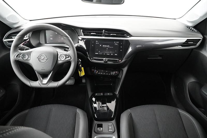 Occasion Opel Corsa Elegance 102 PK (75 kW) 2023 Rood Hatchback