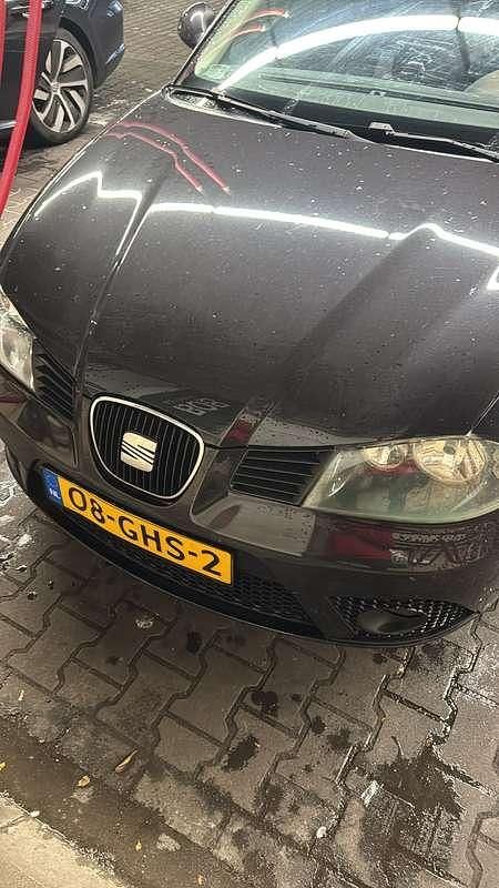 Zwart Gebruikt 2008 Seat Ibiza Hatchback | € 1.000 (Iets duurder) - Afbeelding 1/4